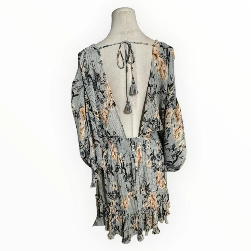 LOVESTITCH Floral Mini Dress V Neck Back Ruched Waist Garden Party Blue Pink M - Picture 4 of 8